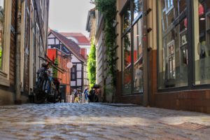 Auf den Straßen und Gassen der historischen Altstadt Schwerins lässte es sich hervorragend Bummeln und Genießen.