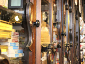 Ein Traditionsgeschäft wie es im Buche steht. Das Zigarrenhaus Preussler steht schon seit den 1920er Jahren für Qualität in Raucherwaren.