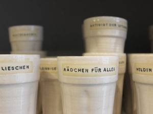 Tolle handgemachte Keramik, direkt von der Drehscheibe ins Regal. Das beschreibt kurz und zutreffend den Laden Loza fina in der Puschkinstraße 51/53 der historischen Altstadt Schwerins.